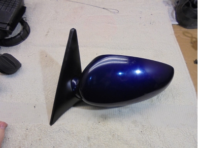 Porsche 986 / 996 Left Door Mirror 5 Pin in Blue 986/996 N/S Yard SF127