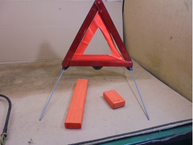 Porsche 986 Boxster Break Down / Warning Triangle 00072272202 EX Sub SF12