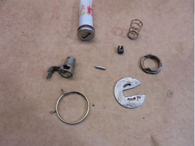 Porsche 996 Right Door Handle Lock Assorted Parts O/S Yard SF102