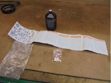 Porsche Emergency Puncture Repair Kit 7L5012619 EXPIRED DATE 987 Goo Yard SF17