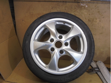 Porsche 986 Rear 8.5J x 48 x 17 Twist Alloy Wheel 98636212606 FOR PARTS REPAIR Peg 11