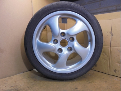 Porsche 986 Rear Turbo Twist Alloy Wheel 98636212605 8.5Jx17 ET50 DAMAGED Peg 91