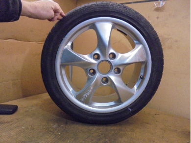 Porsche 986 Front 7Jx17 ET55 Twist Alloy Wheel 98636212401 Peg 84