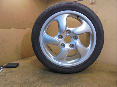 Porsche 986 Rear 8.5Jx17 ET50 Turbo Twist Alloy Wheel 98636212605 DAMAGED Peg 84
