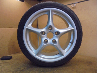 Porsche 996 AFTERMARKET 8Jx18 ET50 BORBET Style 5 Spoke Alloy Wheel Non OEM Peg 91