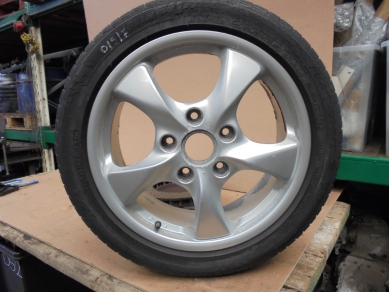 Porsche 986 Front 7Jx17 ET55 Twist Alloy Wheel 98636212401 Peg 78