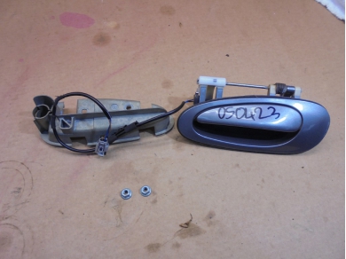 Porsche 986 / 996 Left Outer Door Handle 99653706106 in Seal Grey 986/996 N/S Yard SF104