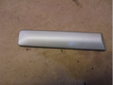 Porsche 944 Right Rear Quarter Panel Molding / Trim 93155914200 O/S/R 1/4 Yard SF26