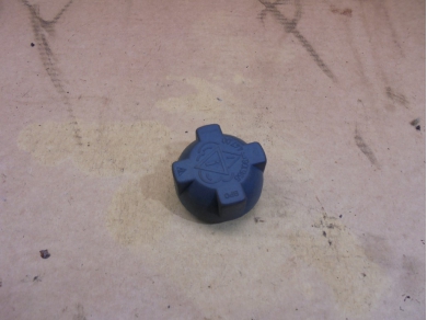 Porsche 986 / 996 Coolant Filler Cap 99610644700 986/996 EX Sub Box E