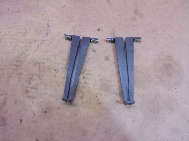 Porsche 986 / 996 Climate Controls Mounting Brackets 99657350100 986/996 Yard SF68