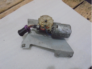 Porsche 944 / 968 Tailgate Lock Actuating Motor 95162402401 944/968 EX Sub SF34