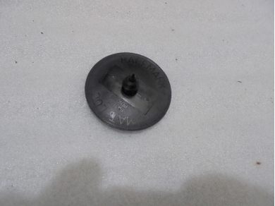 Porsche 986 / 996 MAT LOC Carpet Gripper 98655198500 986/996 Yard SF68