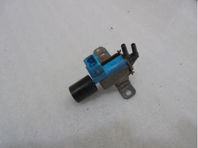 Toyota Celica / Supra Vacuum Switch Valve 084600 - 9960 Celica/Supra 084600-9960 EX Sub SF10