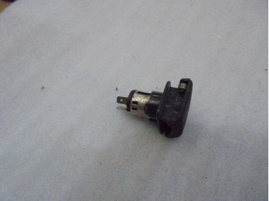 BMW Single Auxiliary 12v Power Socket 6904008 X5 Aux Yard SF114