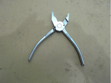 Porsche 924 / 928 / 944 / 968 HAPEWE Pliers 924/928/944/968 Yard SF127