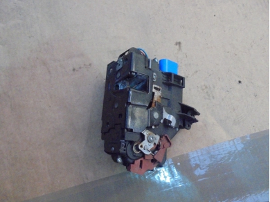 Porsche 987 / 997 Right 9 Pin Door Lock Assembly 3D2837016 987/997 O/S Yard SF127