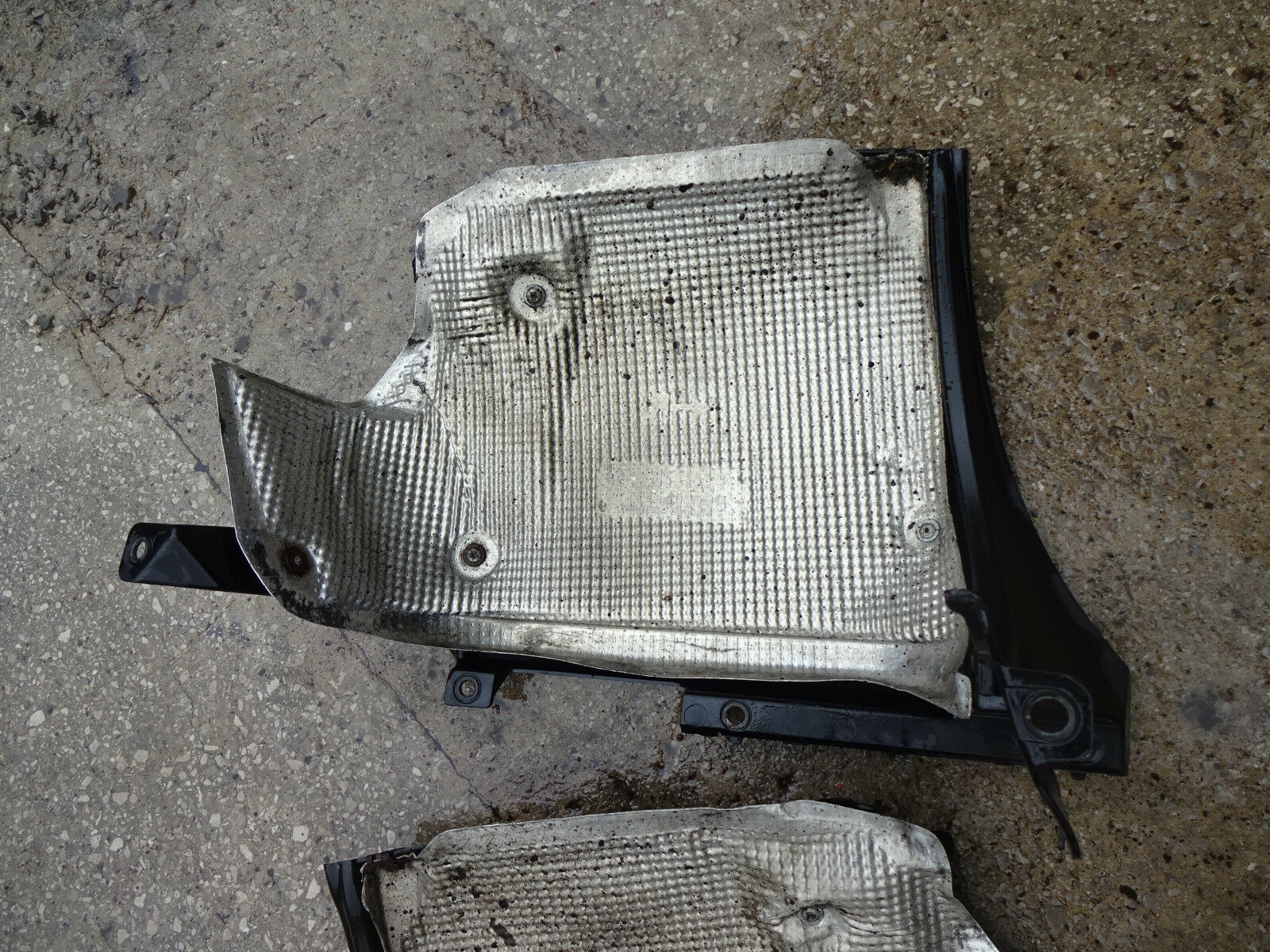 PORSCHE 996 HEAT SHIELDS PORSCHE 996 3.6 REAR EXHAUST HEAT SHIELDS