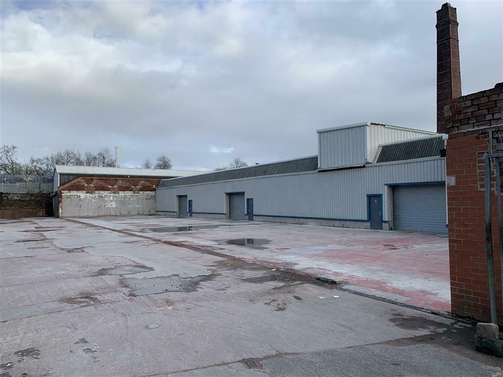 500 Square Foot Secure Unit Storage For Rent / Standish