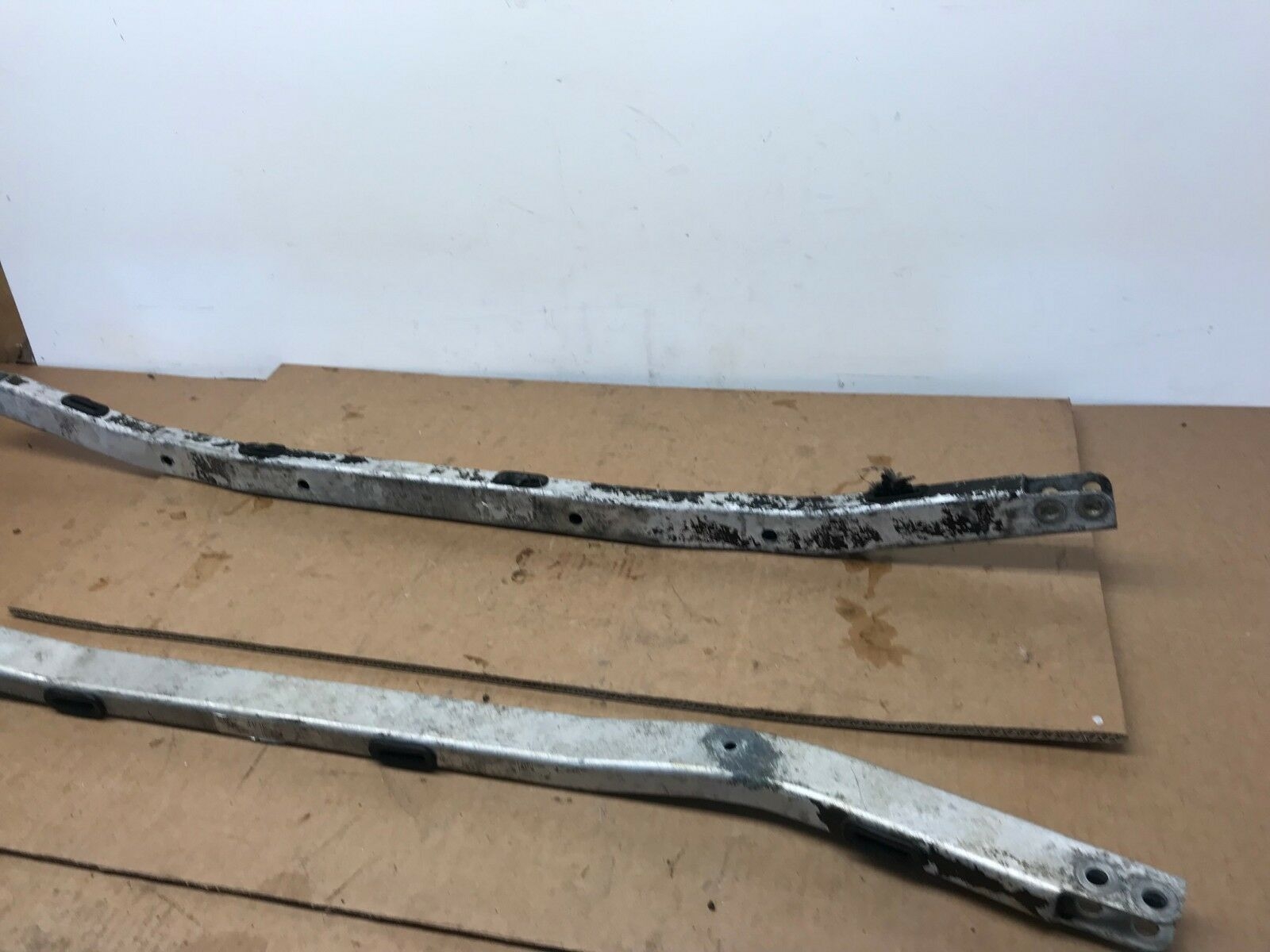 PORSCHE 993 REAR SUSPENSION CROSS MEMBER 99333117102 EAS090119