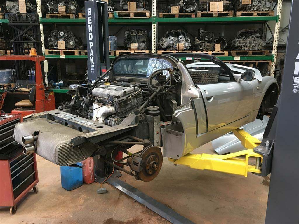 VX220 Engine & Gearbox VX220 N/A Engine + Box Opel Speedster Engine