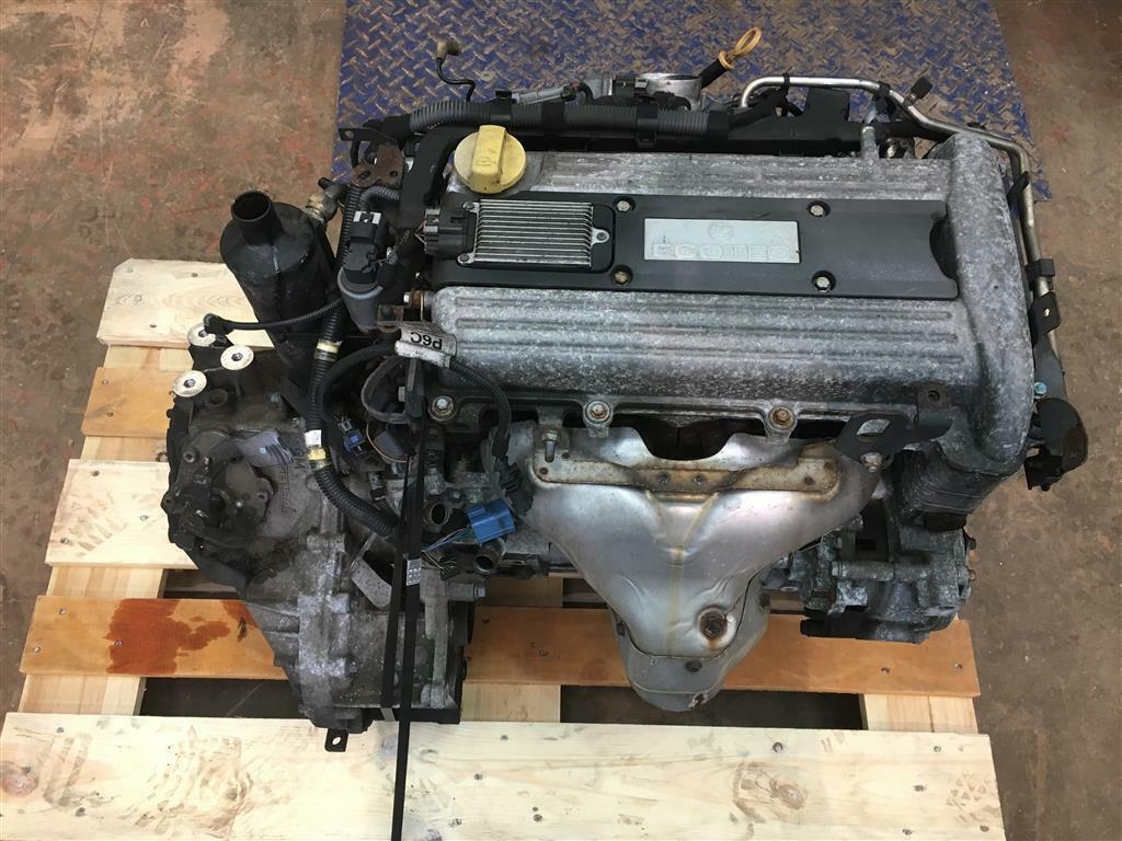 VX220 Engine & Gearbox VX220 N/A Engine + Box Opel Speedster Engine