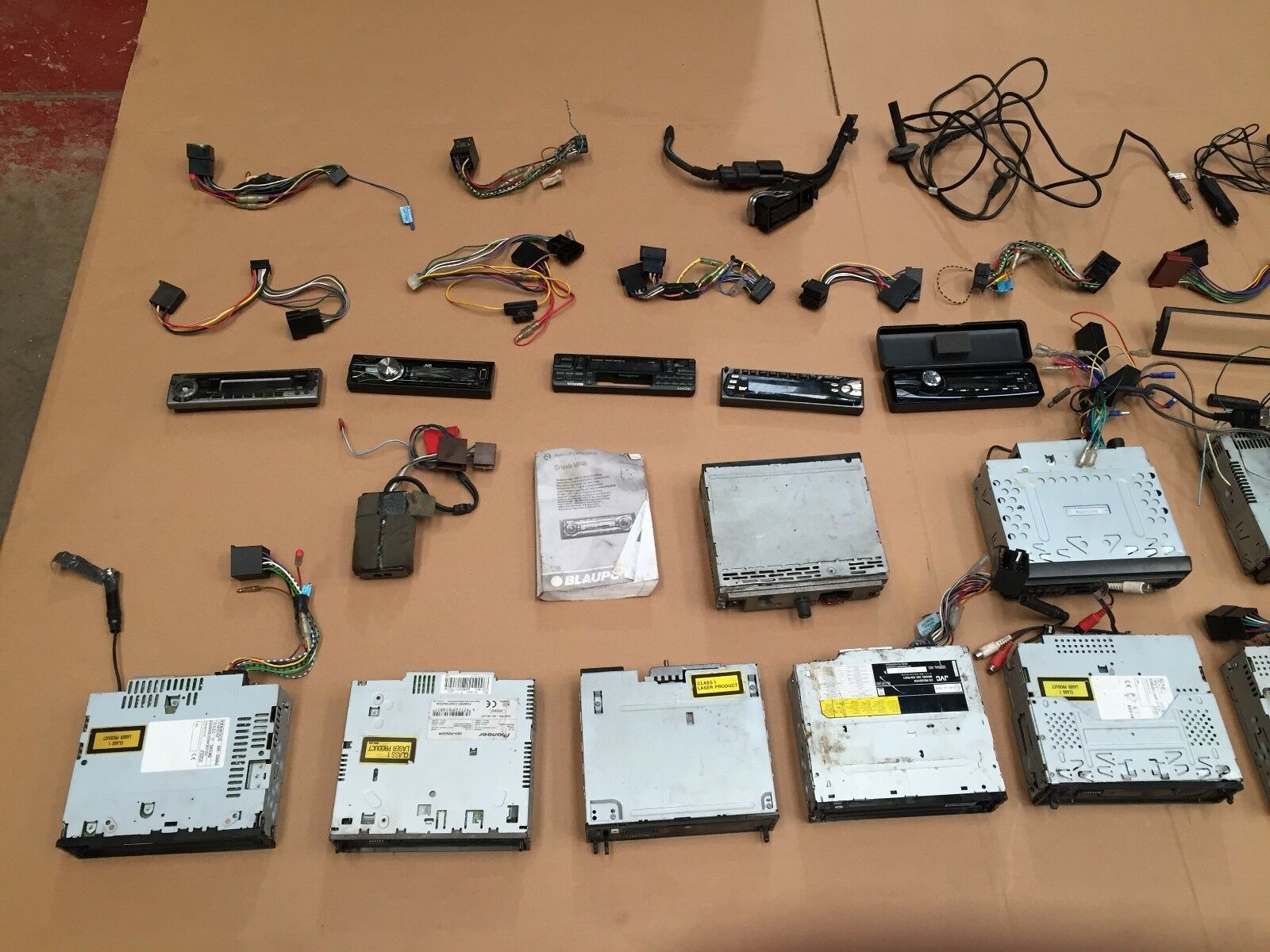 CAR RADIO SPARES JOB LOT OF CAR RADIO PARTS CAR CD PLAYER