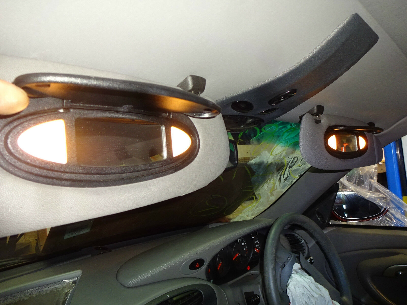 PORSCHE 996 COUPE SUN VISORS PORSCHE 996 ILLUMINATED SUN VISORS R752MEH