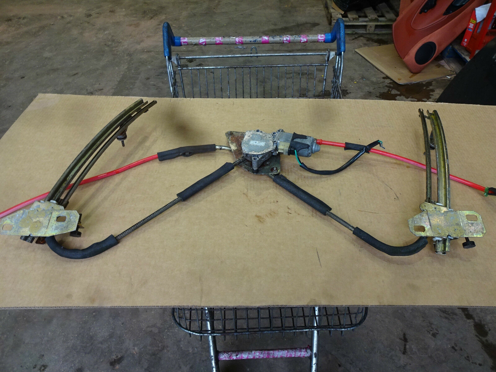 FERRARI 355 PASSENGER DOOR WINDOW MOTOR & MECHANISM F355 WINDOW REGULATOR