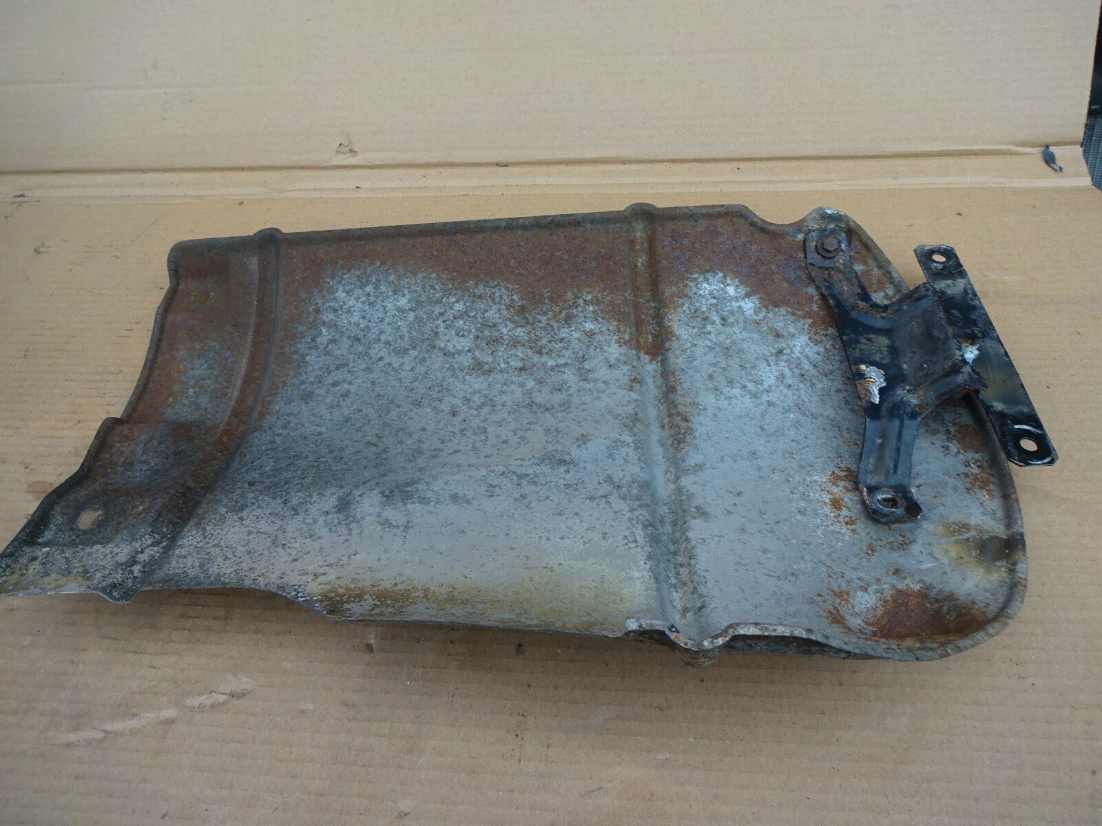 PORSCHE 968 EXHAUST HEAT SHIELD PORSCHE 968 EXHAUST BOX HEAT SHIELD GC