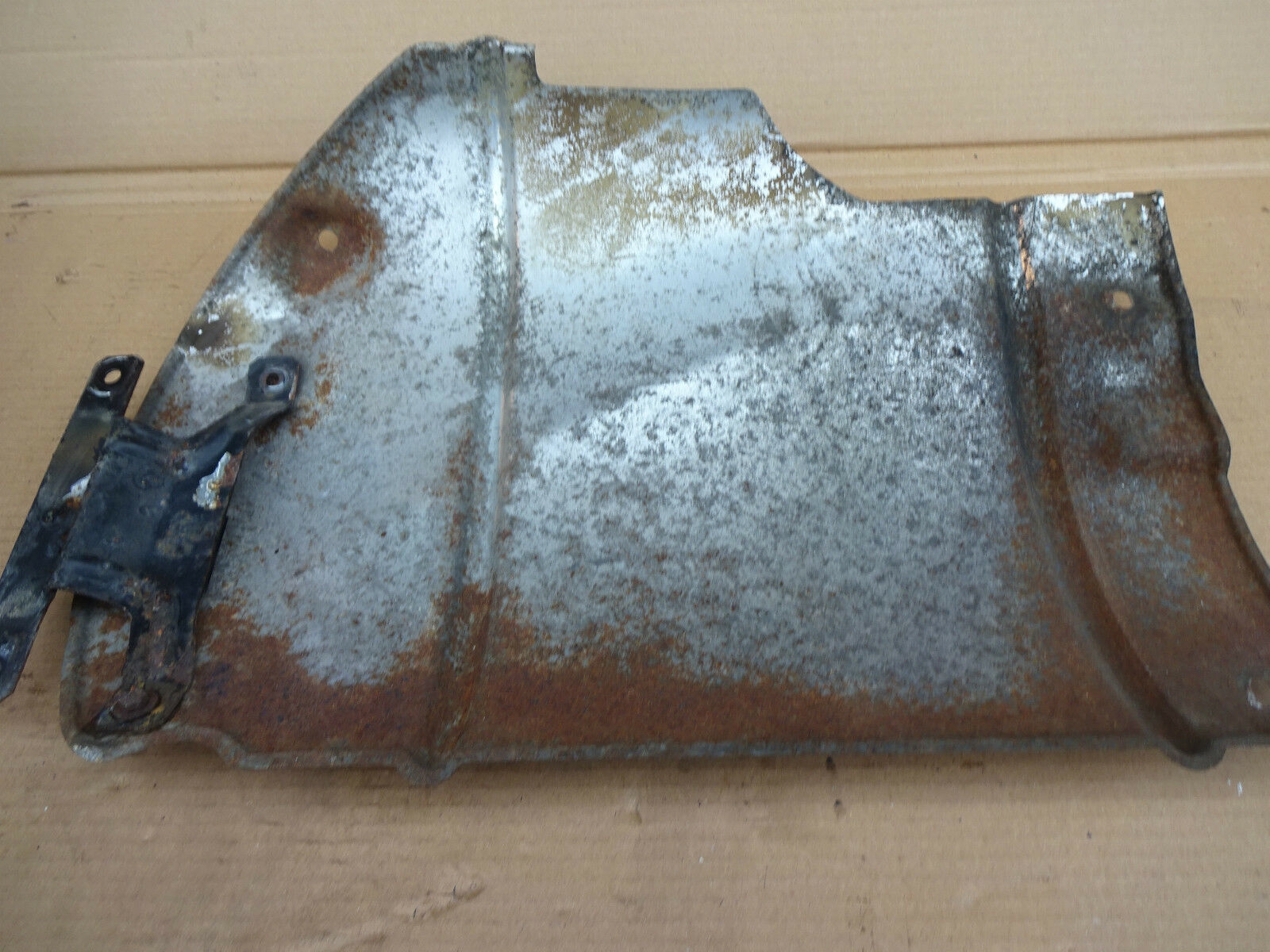 PORSCHE 968 EXHAUST HEAT SHIELD PORSCHE 968 EXHAUST BOX HEAT SHIELD GC